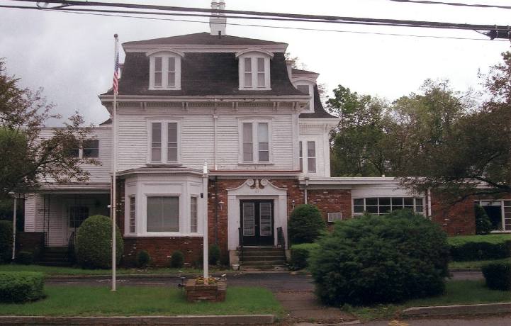 ** PLEASE DESCRIBE THIS IMAGE **